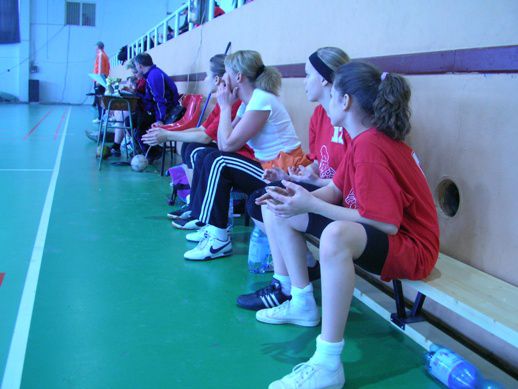 i.-face-to-face-kupa---a-kicsik-kispadja.jpg i.-face-to-face-kupa---a-kicsik-kispadja.jpg